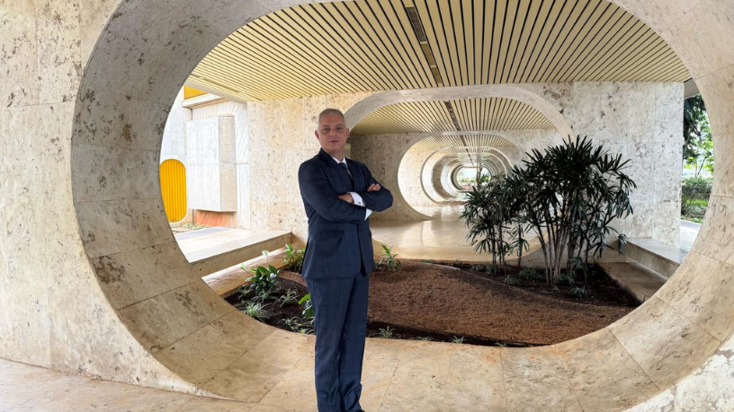 Leonardo Manzan esclarece como os royalties tecnológicos devem ser tributados para impulsionar inovação em energia limpa.